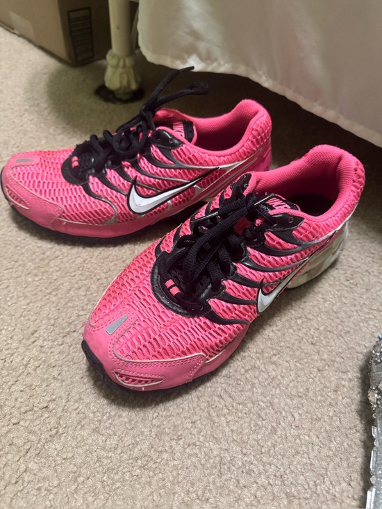 Nike Shoes - Nike Women's Pink Running Sneakers